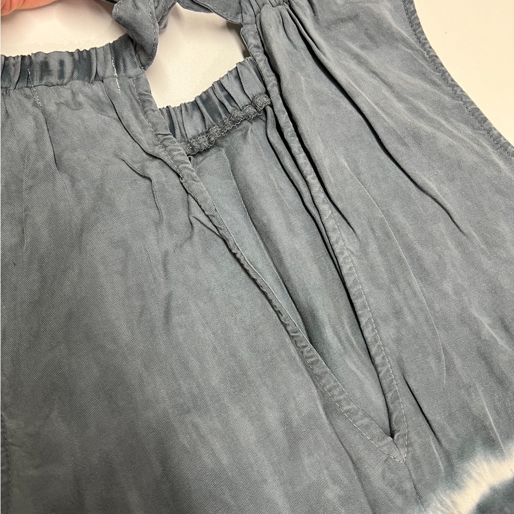 BELLA DAHL Sleeveless Tiered MIDI Dress in Indigo Stripe! - Picture 12 of 12